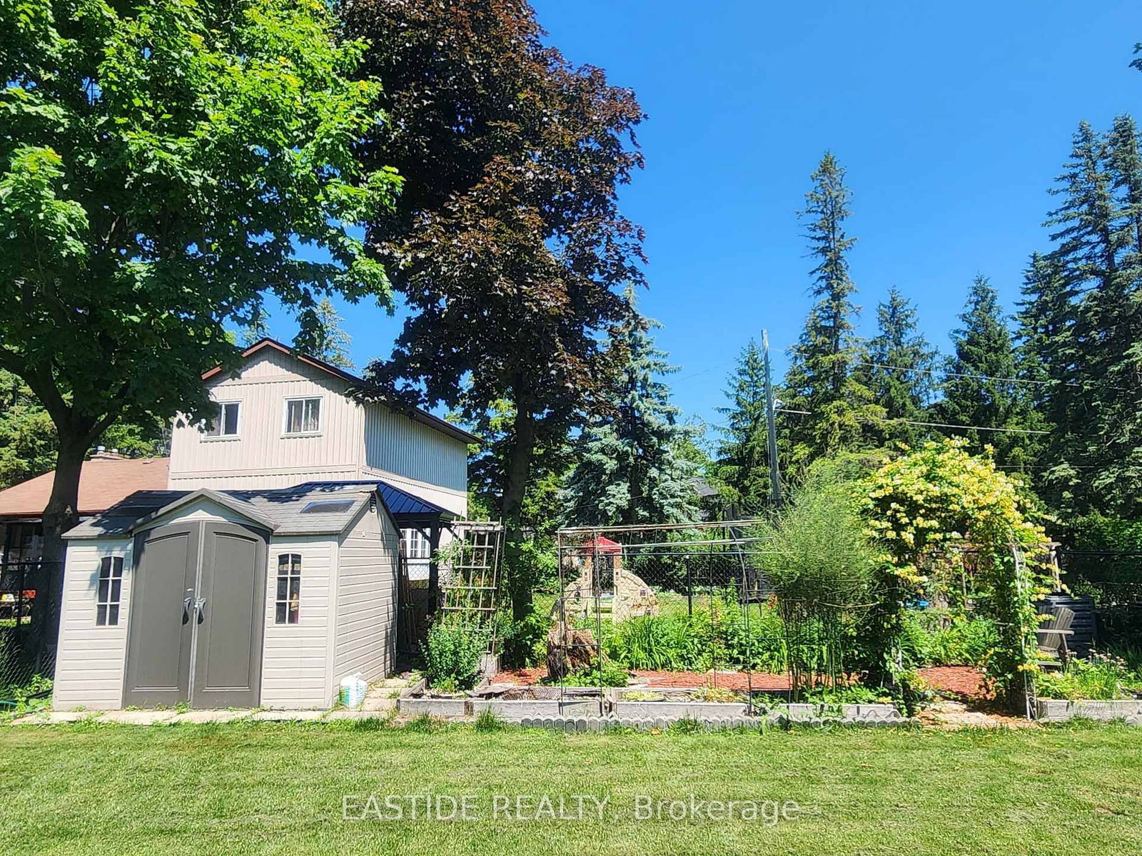 346 Castan Avenue - Photo 35