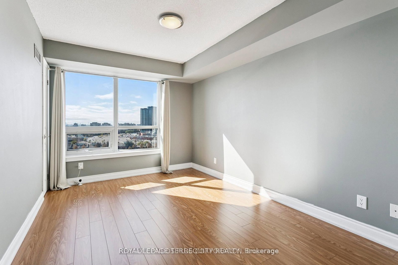 7 N Park Road, Unit 1202 - Photo 7