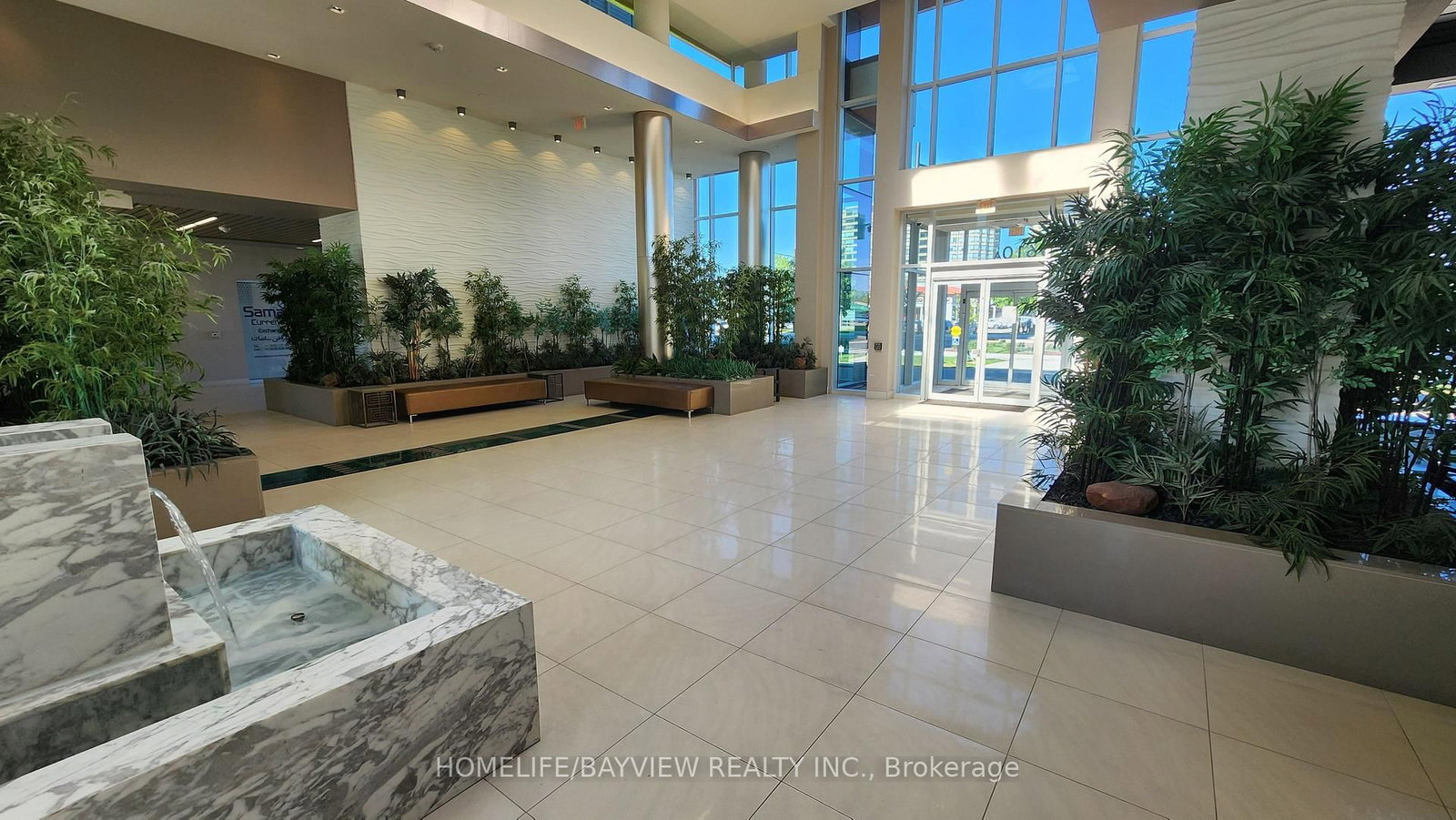 9600 Yonge Street, Unit 206B - Photo 2