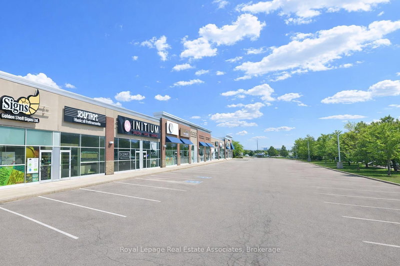 4 - 8241 Woodbine Ave, Markham, L3R 2P1 | Image 3