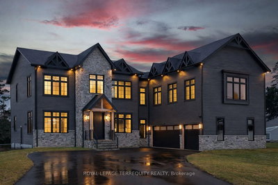 17 Connor Dr | Whitchurch-Stouffville | Image