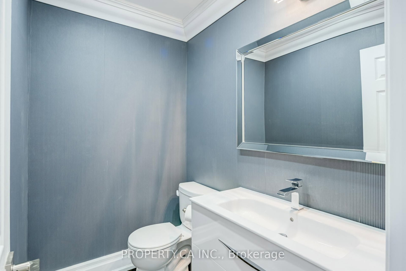 Detached House for sale at 150 Brookmill Drive, Vaughan, Ontario, L4J 6M2 - Brownridge - MLS: N13021580