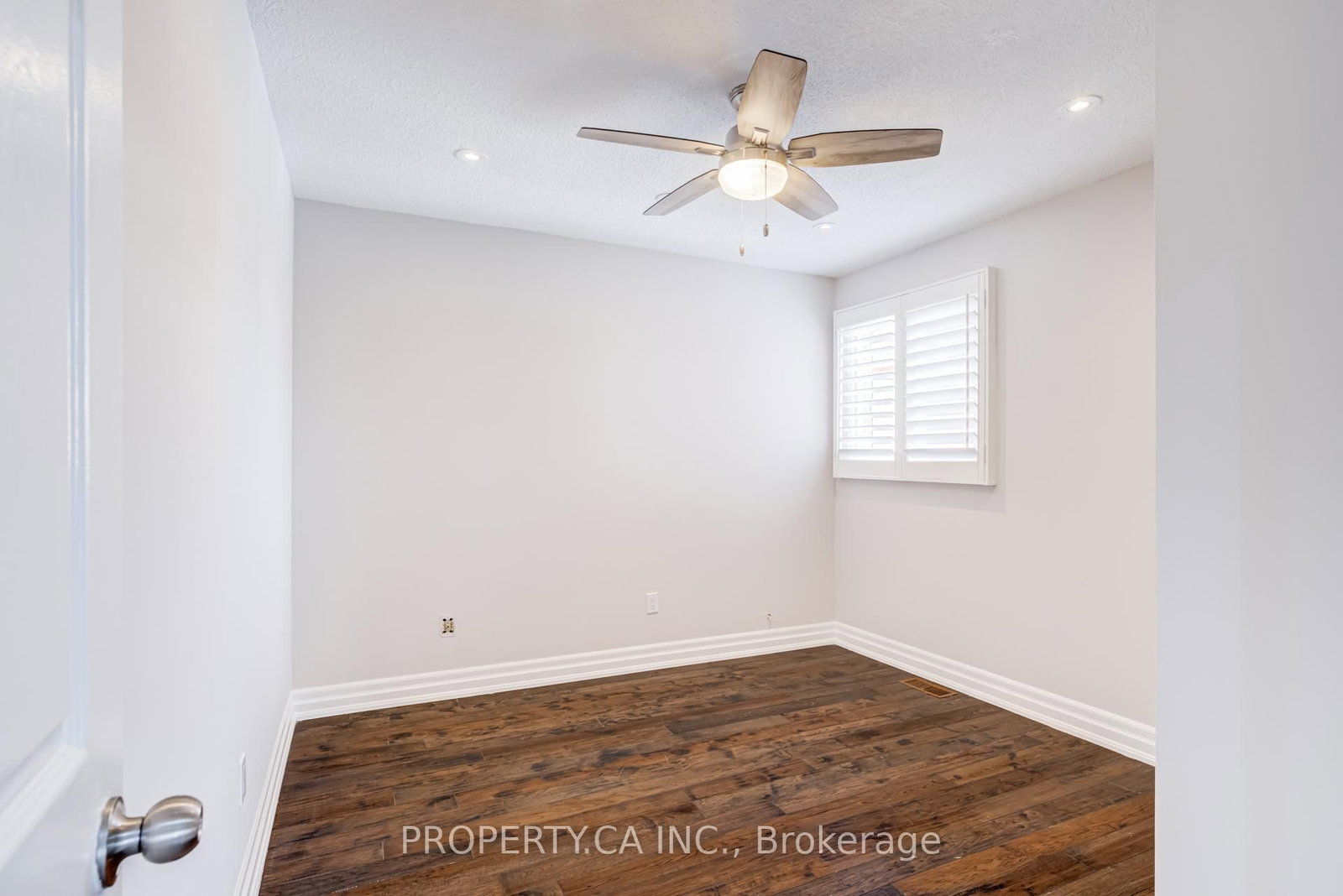 Detached House for sale at 150 Brookmill Drive, Vaughan, Ontario, L4J 6M2 - Brownridge - MLS: N13021580