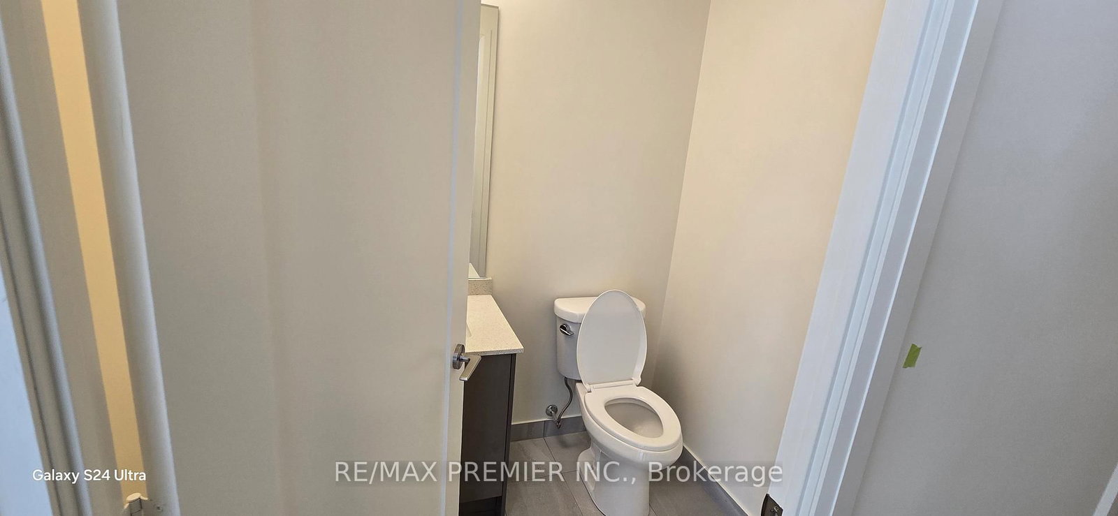 8960 Jane Street, Unit 1515 - Photo 8