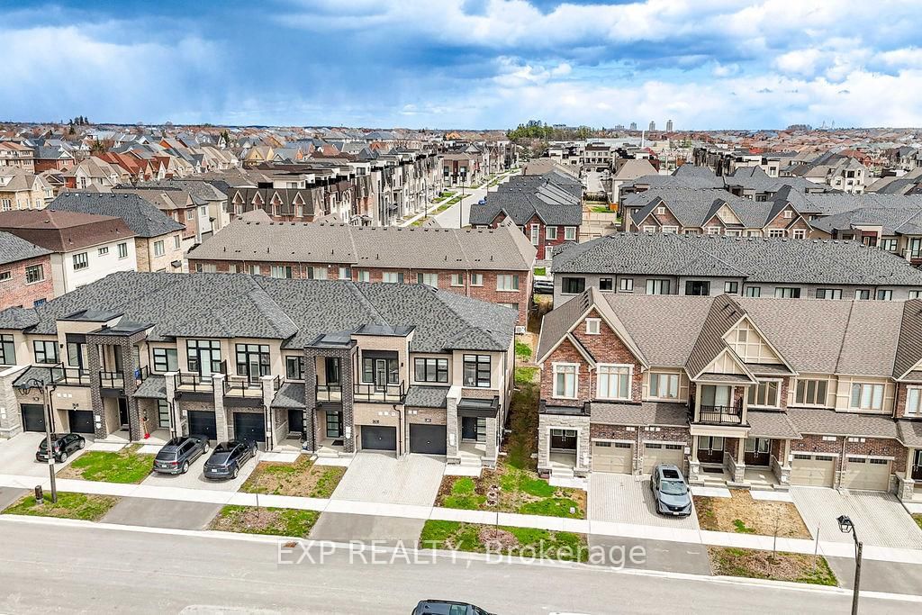Townhouse for sale at 69 Freeman Williams Street, Markham, Ontario, L6C 3K4 - Angus Glen - MLS: N13021992