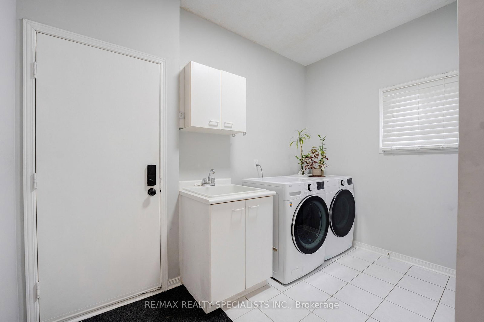 Detached House for sale at 36 Devonsleigh Boulevard, Richmond Hill, Ontario, L4S 1H4 - Devonsleigh - MLS: N13022144