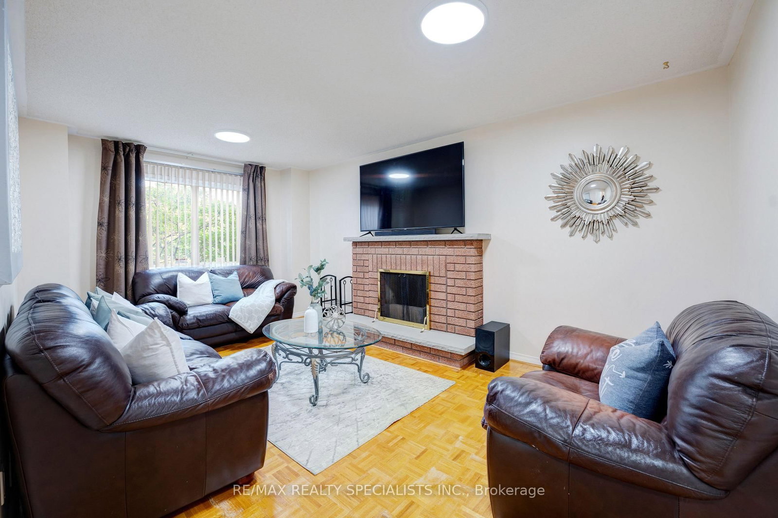 Detached House for sale at 36 Devonsleigh Boulevard, Richmond Hill, Ontario, L4S 1H4 - Devonsleigh - MLS: N13022144