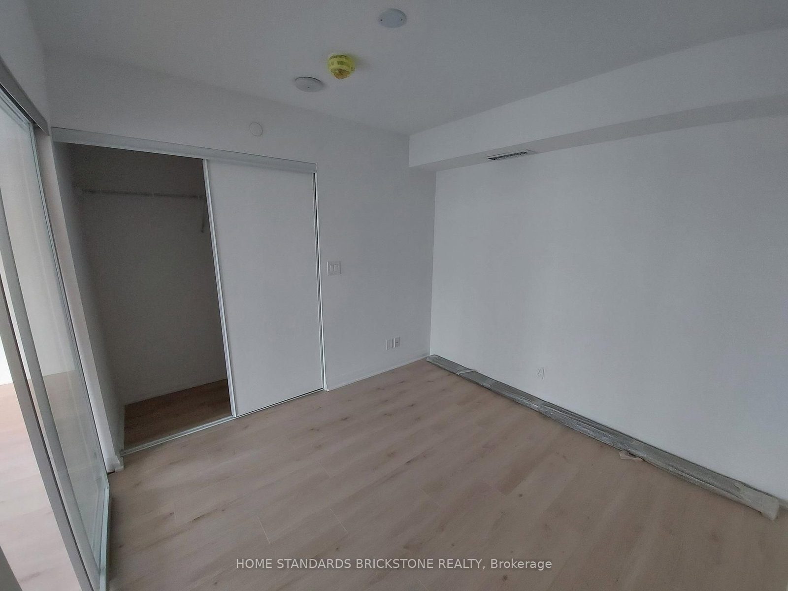 1000 Portage Parkway, Unit 12/4215 - Photo 9