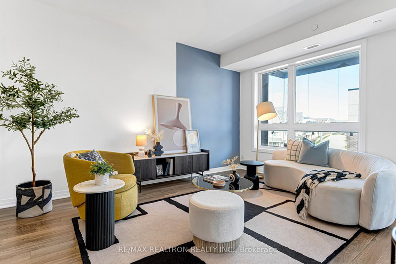 304 - 58 Adam Seller St, Markham, L6B 1P5 | Image 2