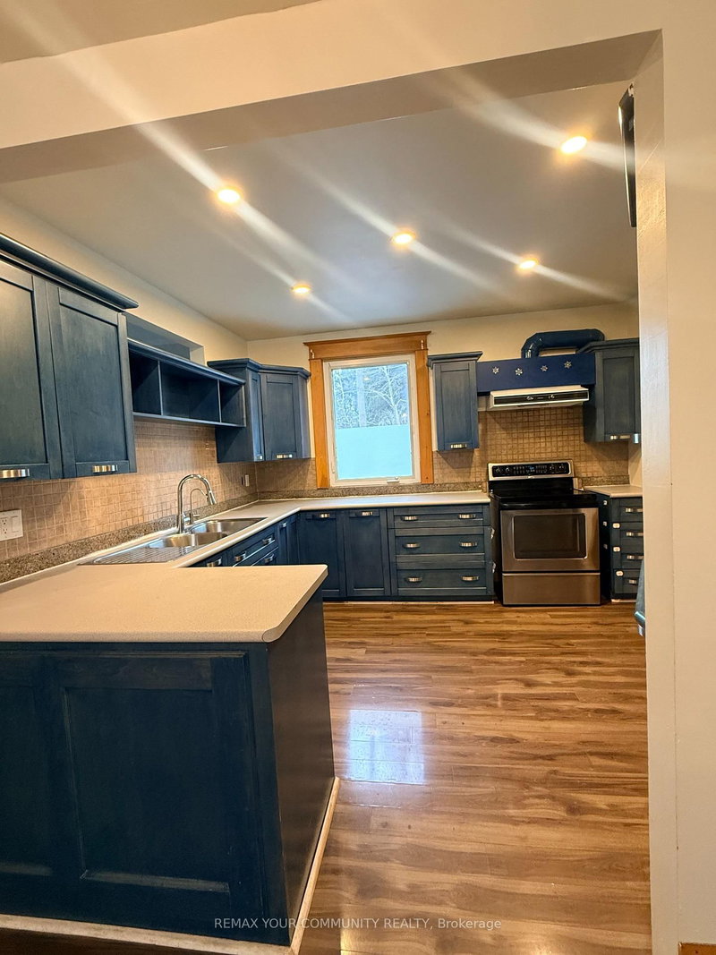 66 Wallace St, Vaughan, L4L 2P4 | Image 3