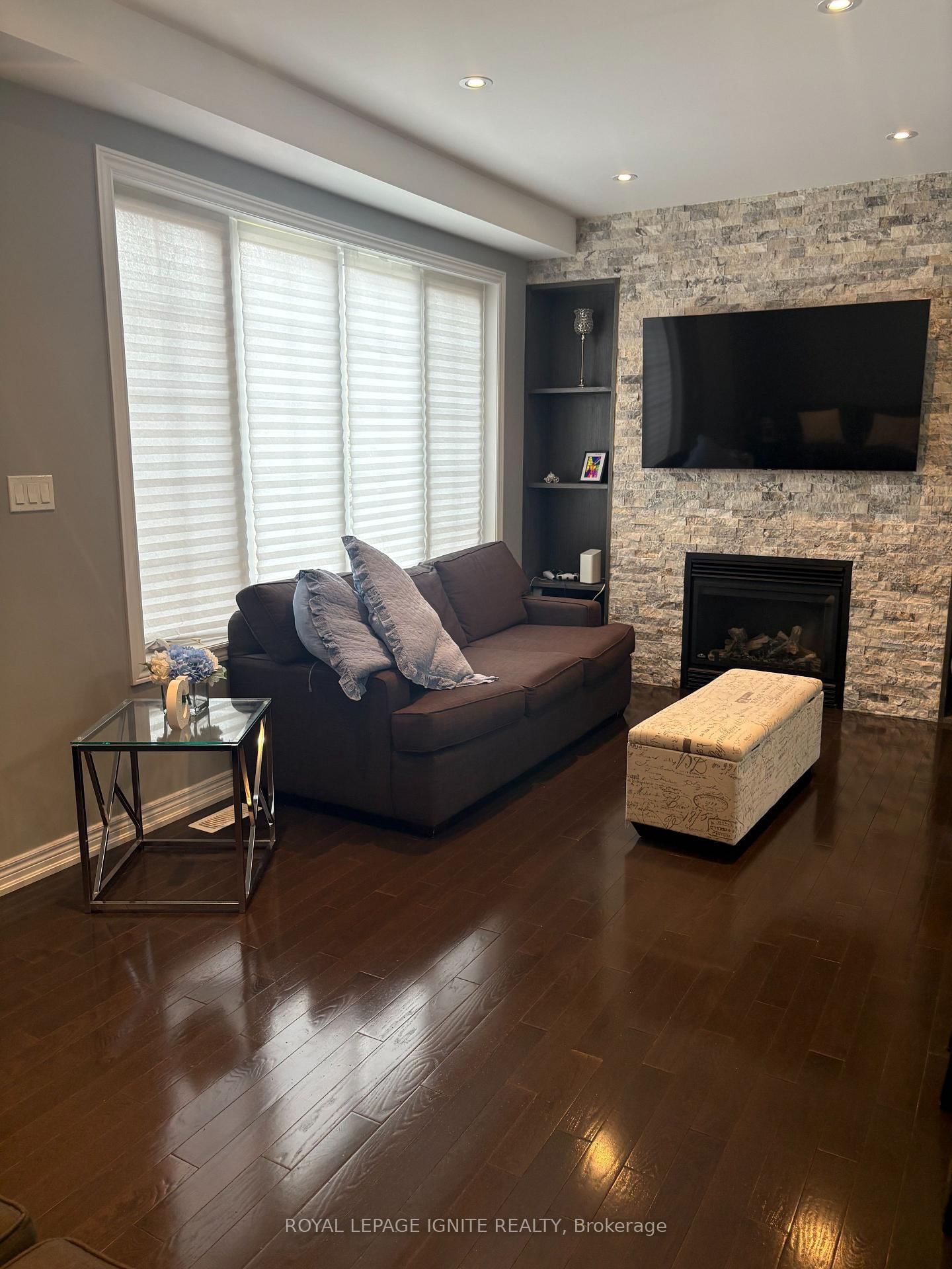 209 Barons Street • Vaughan, ON photo 7
