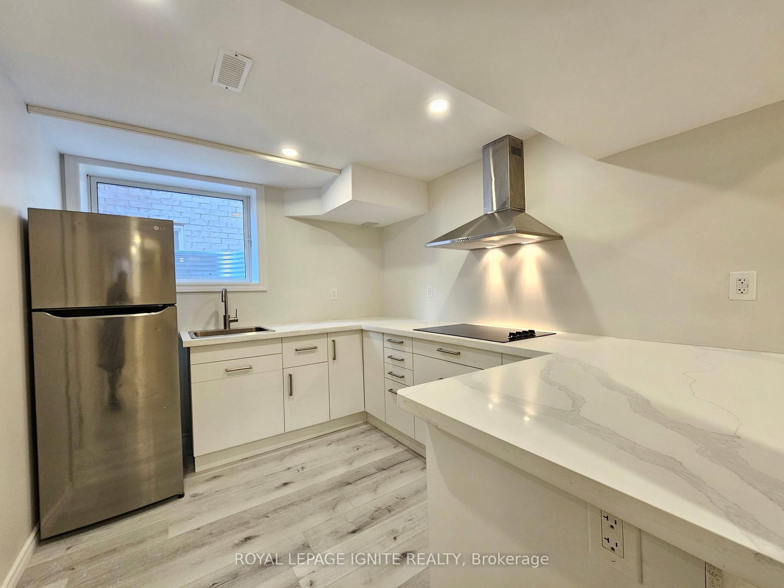 669 Sweetwater Crescent, Unit Bsmt - Photo 6