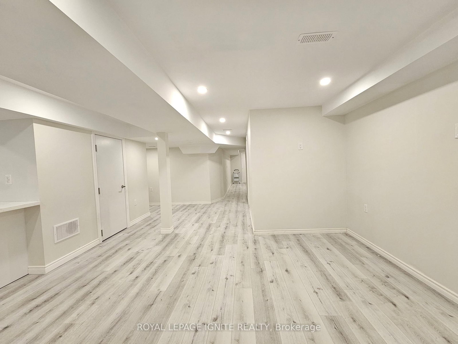 669 Sweetwater Crescent, Unit Bsmt - Photo 9