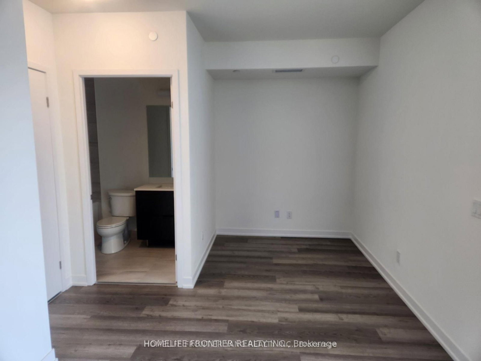 6 David Eyer Road, Unit 417 - Photo 8