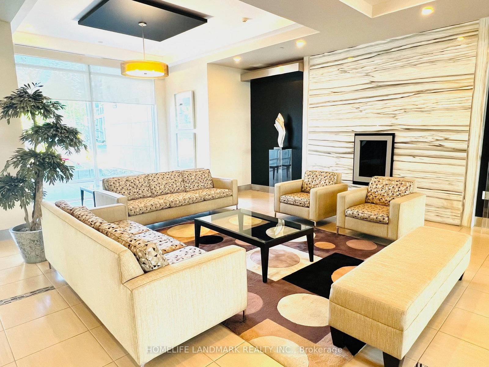 75 South Town Centre Boulevard, Unit 1601 - Photo 21