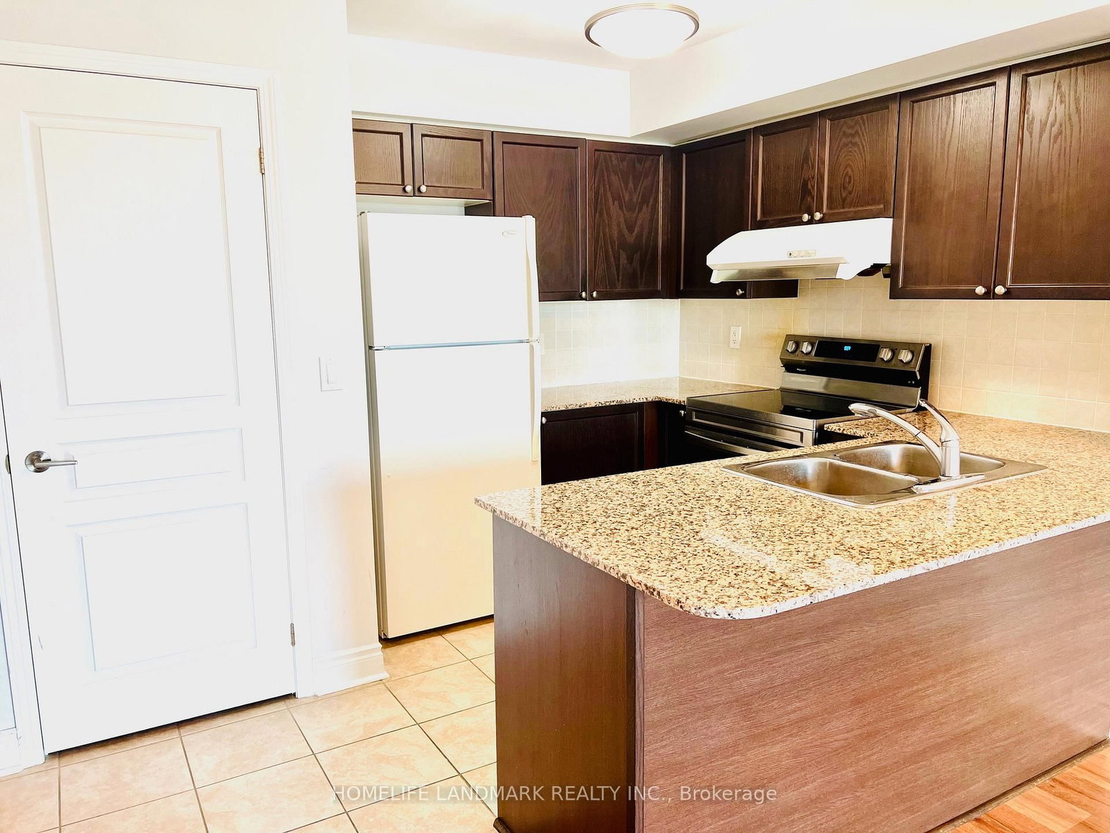 75 South Town Centre Boulevard, Unit 1601 - Photo 4