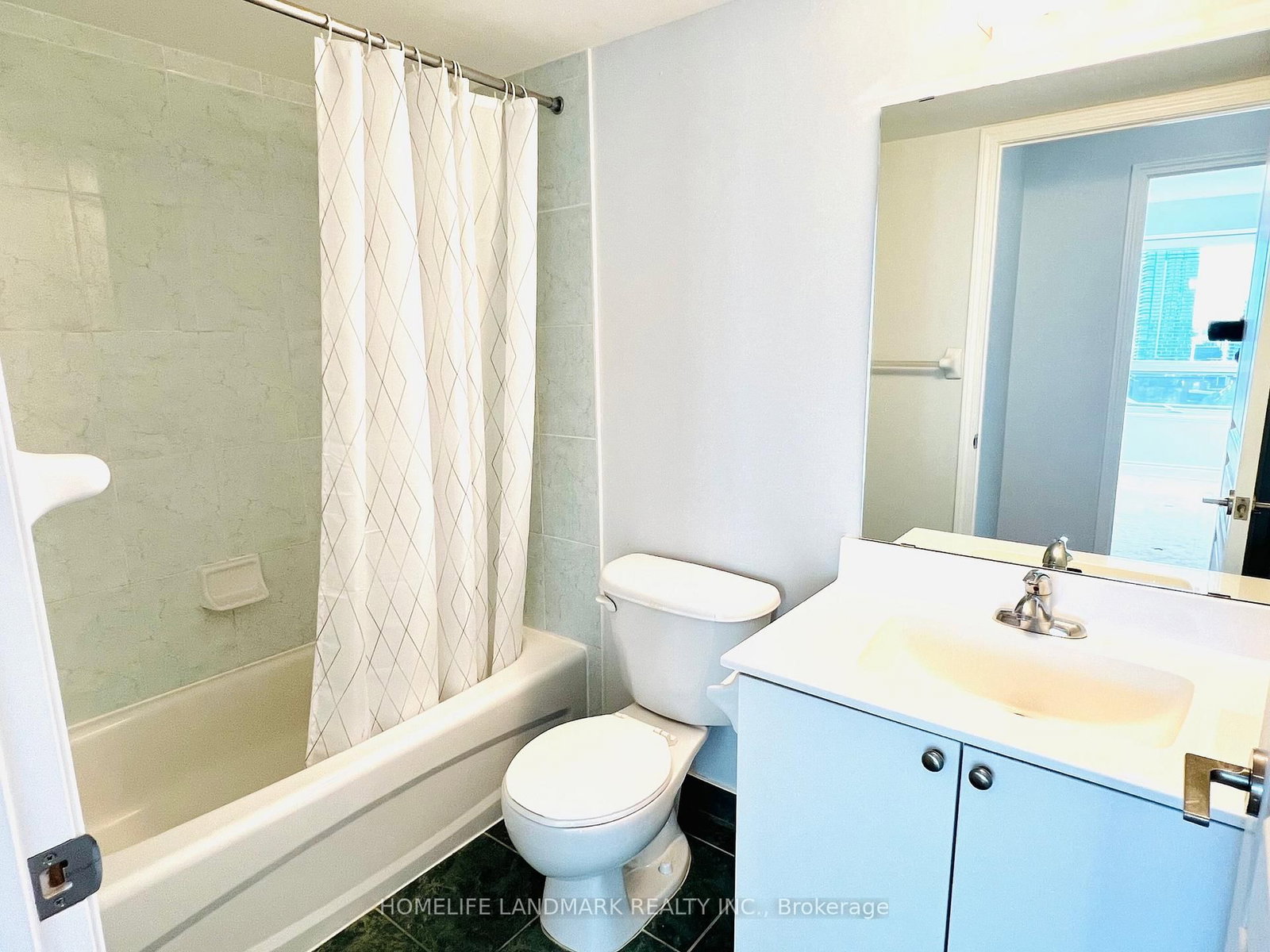 75 South Town Centre Boulevard, Unit 1601 - Photo 7