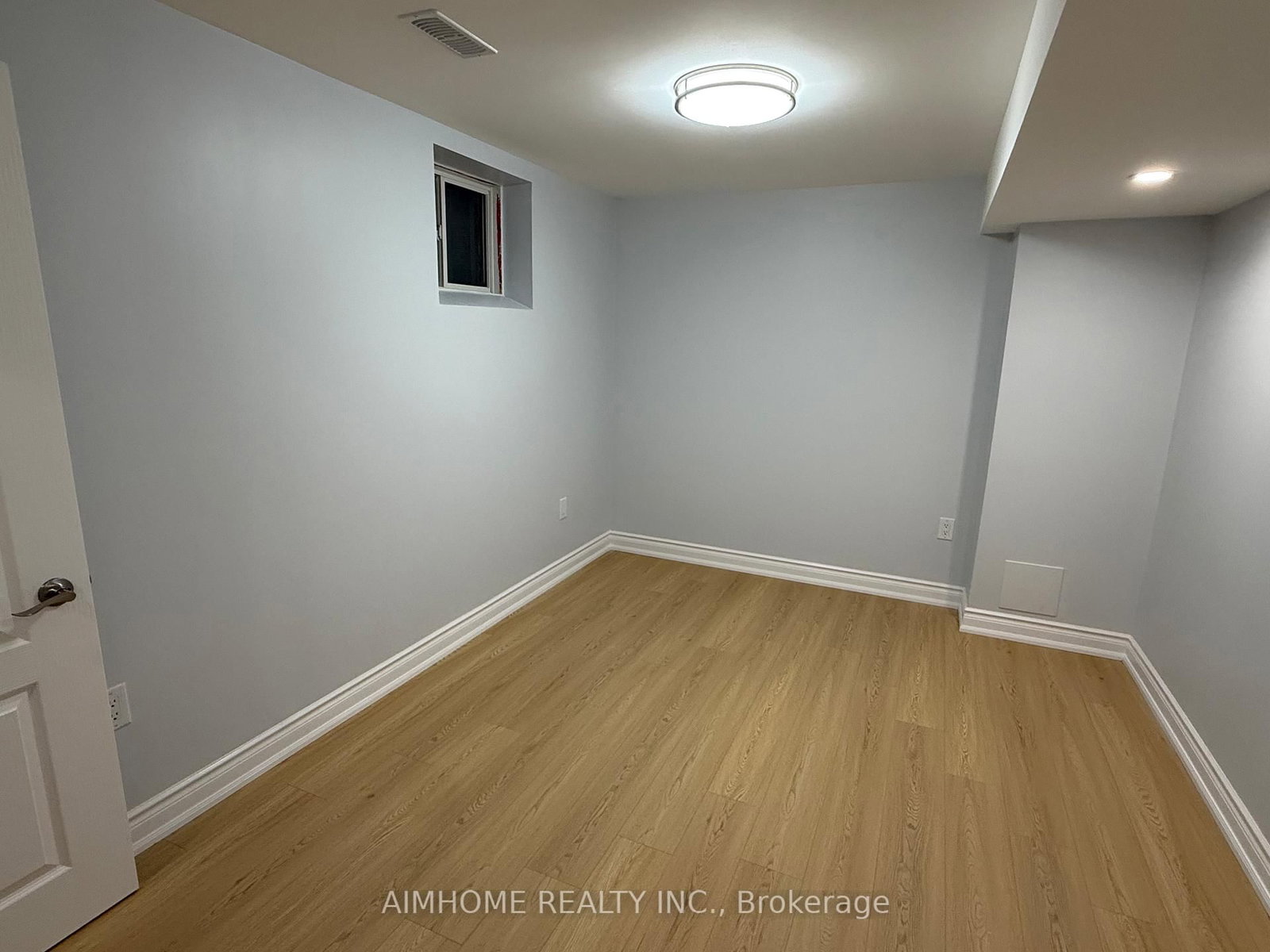 28 Desjardin Drive - Photo 7