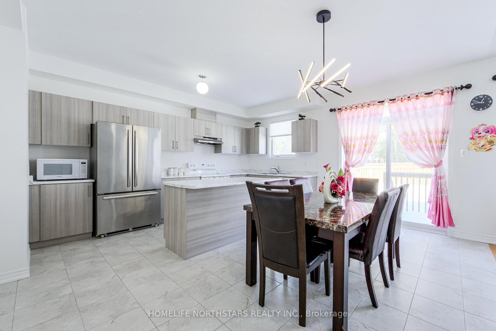 7 Wakefield Boulevard - Photo 10