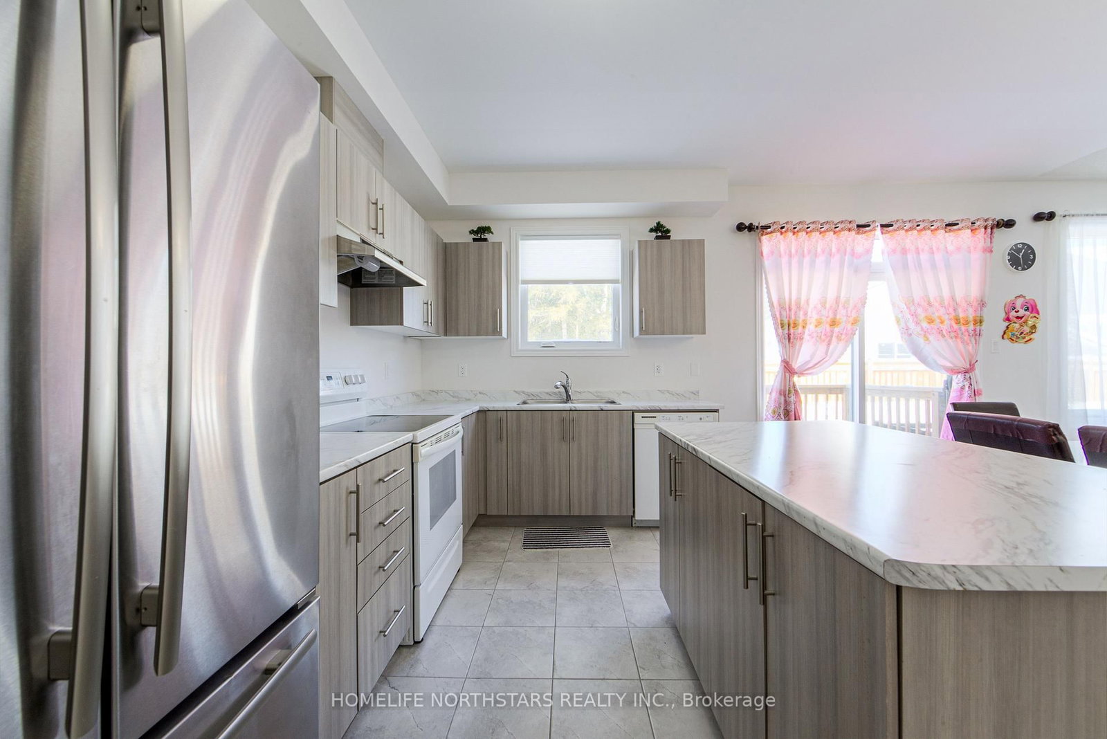 7 Wakefield Boulevard - Photo 13