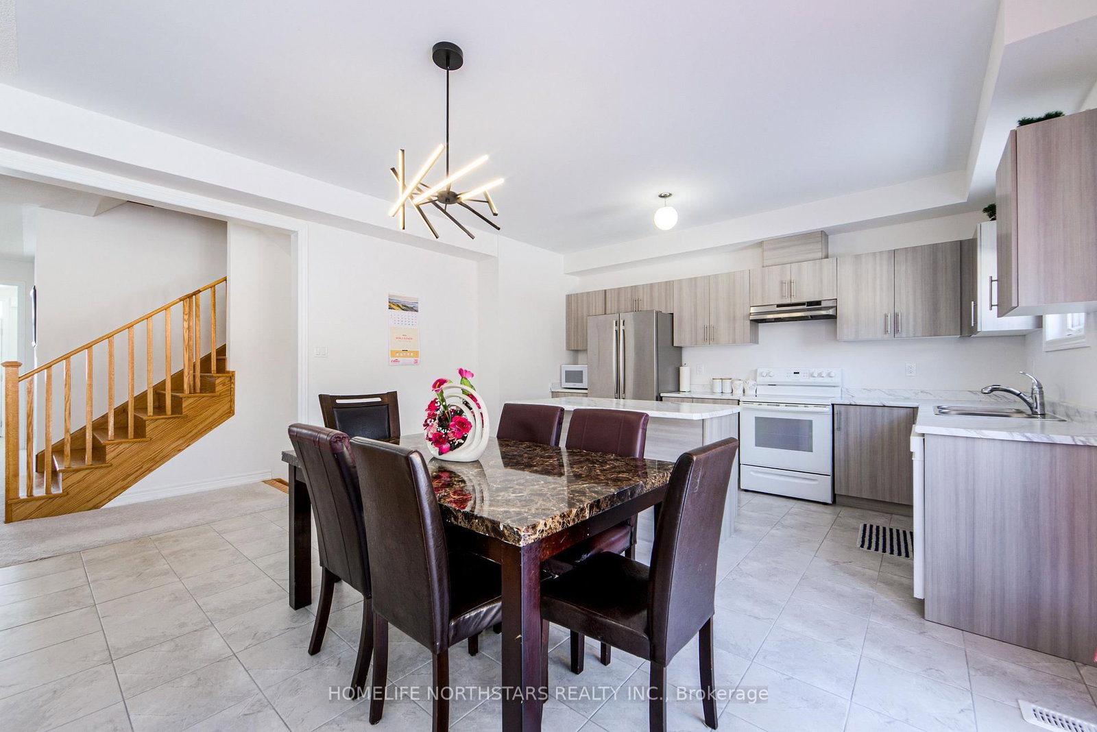 7 Wakefield Boulevard - Photo 15