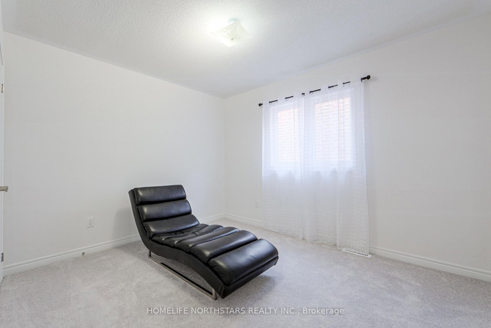 7 Wakefield Boulevard - Photo 29