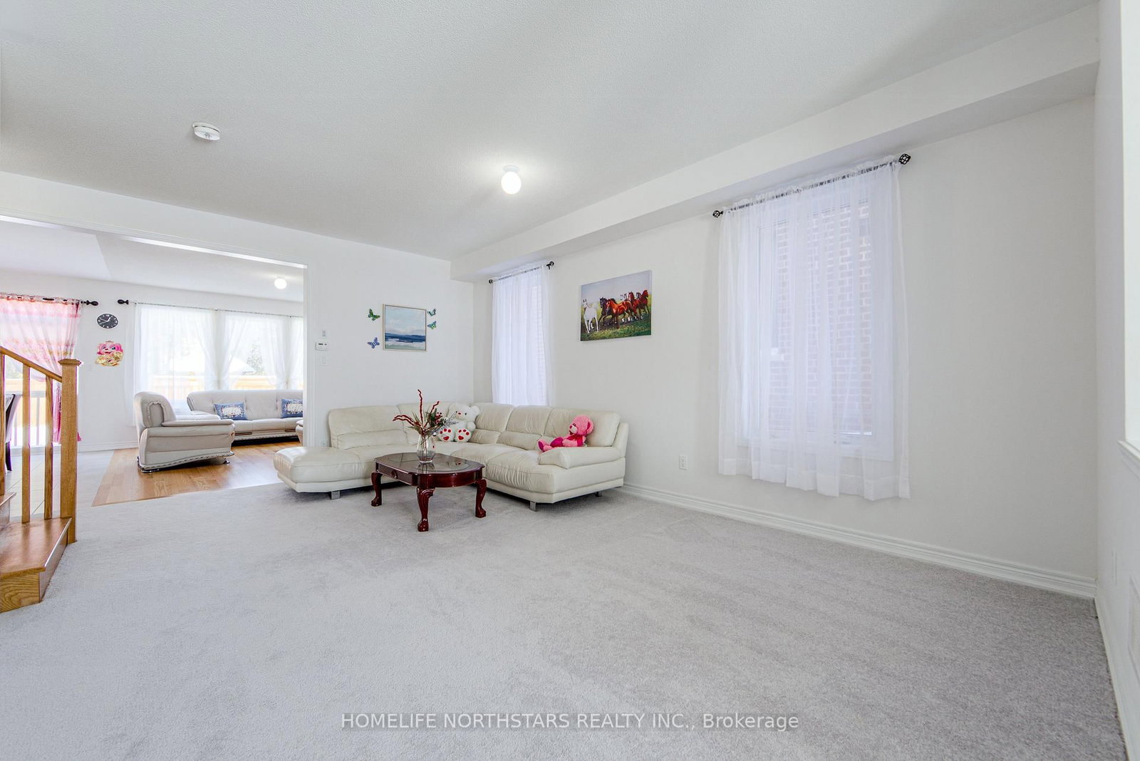 7 Wakefield Boulevard - Photo 5