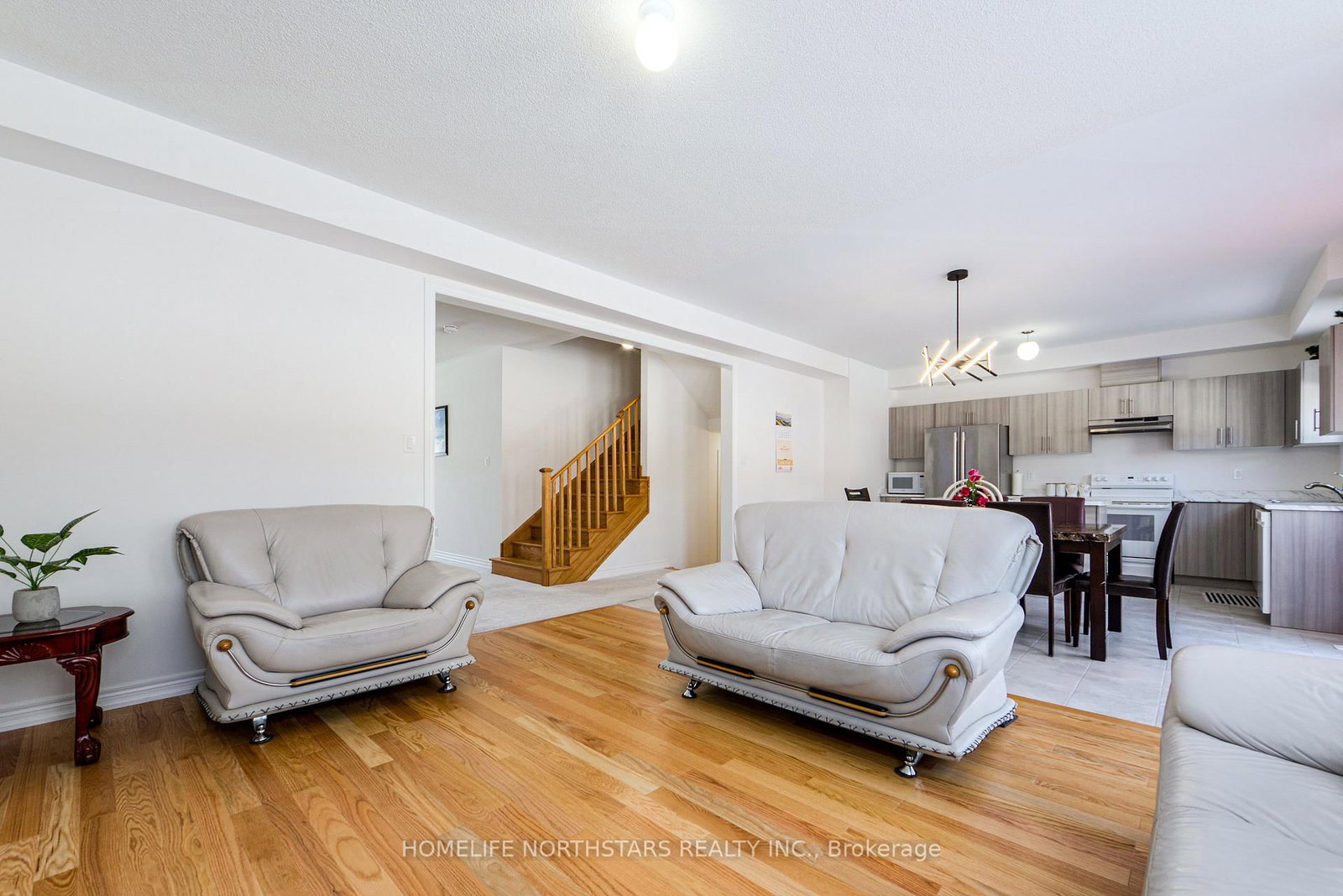 7 Wakefield Boulevard - Photo 9