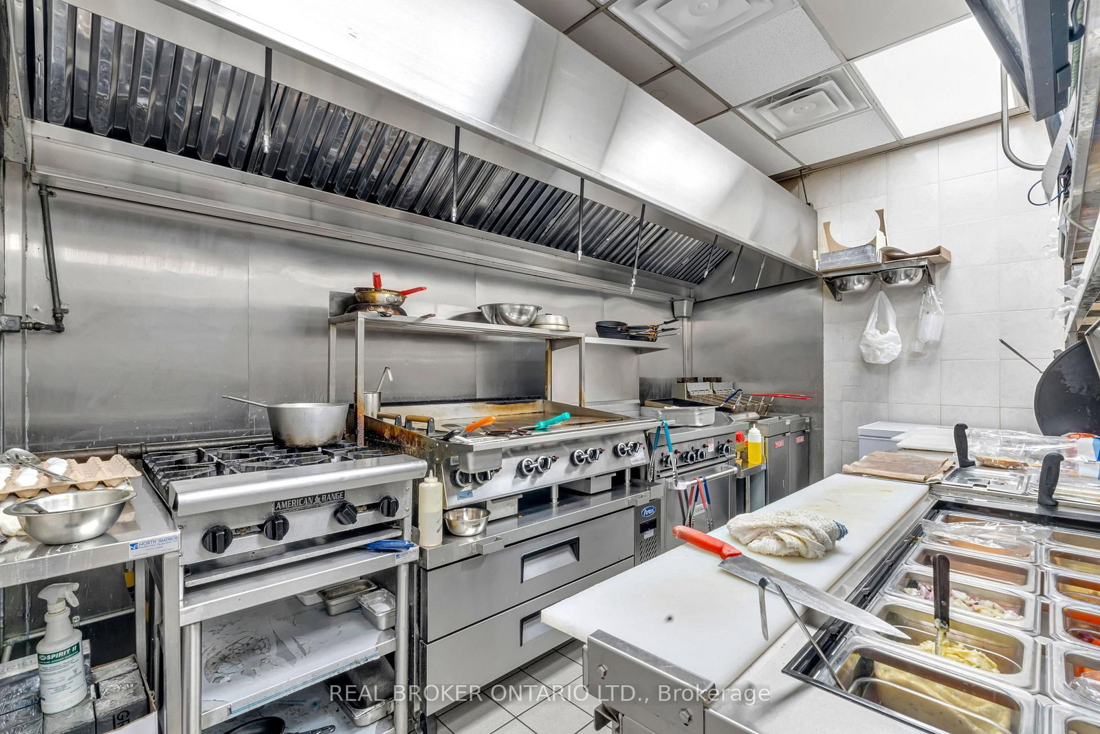 340 Eagle Street W - Photo 16