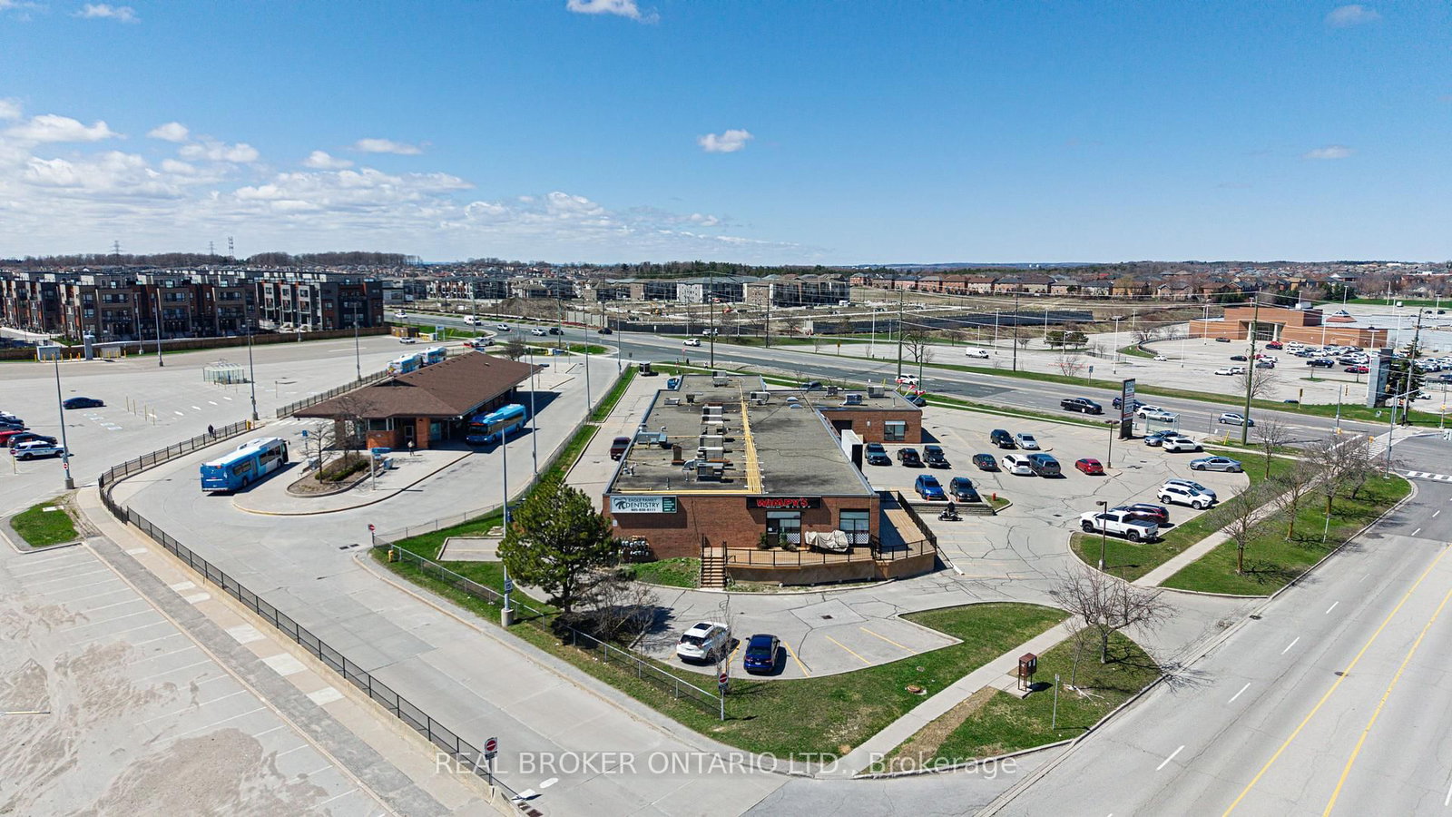 340 Eagle Street W - Photo 5