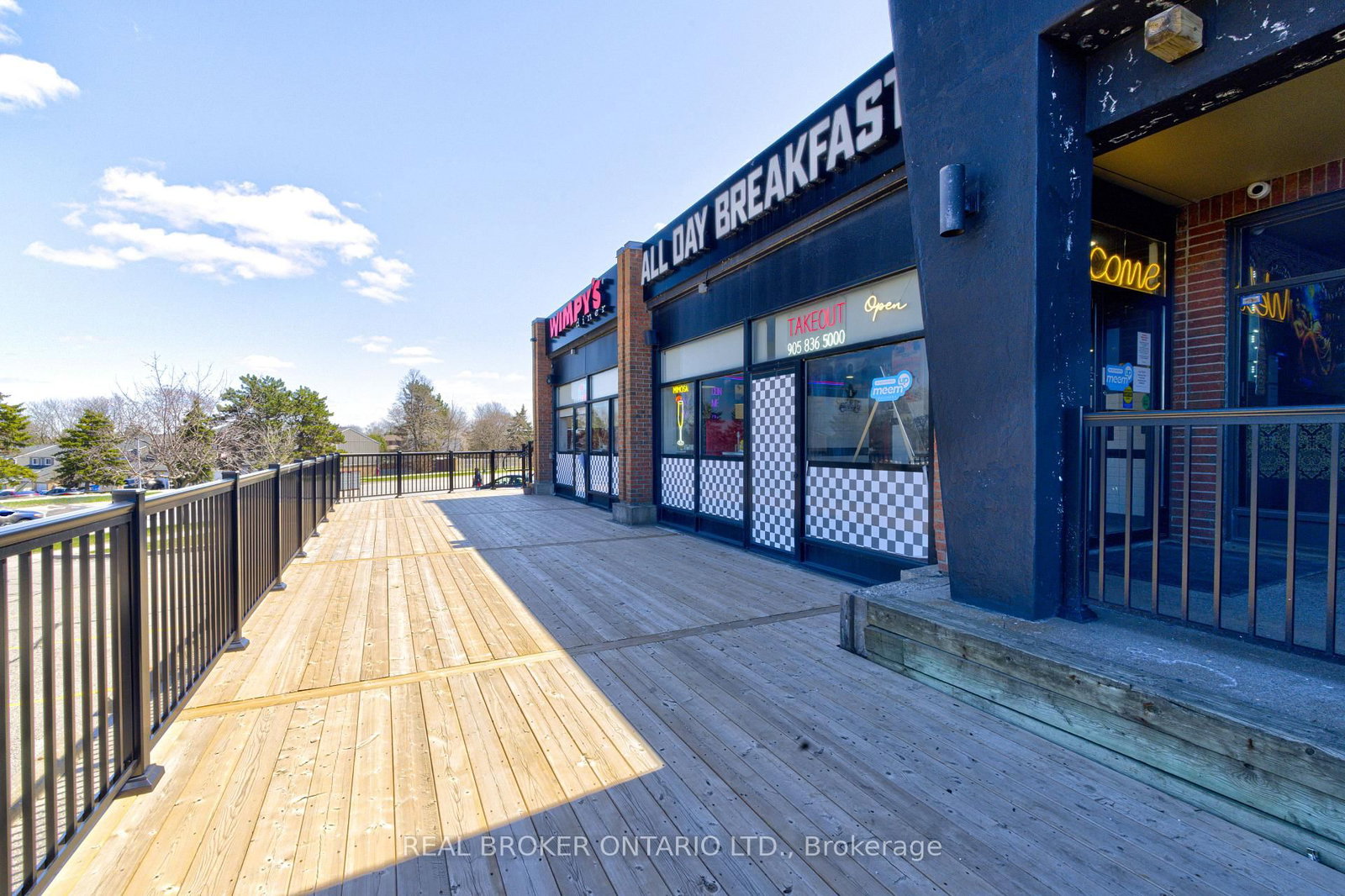 340 Eagle Street W - Photo 7