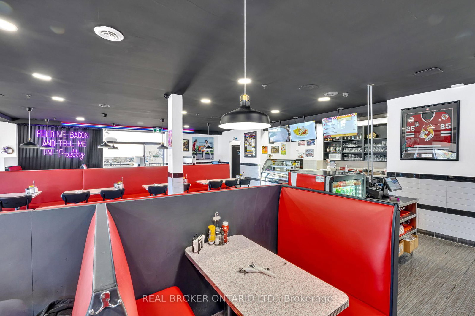 340 Eagle Street W - Photo 9