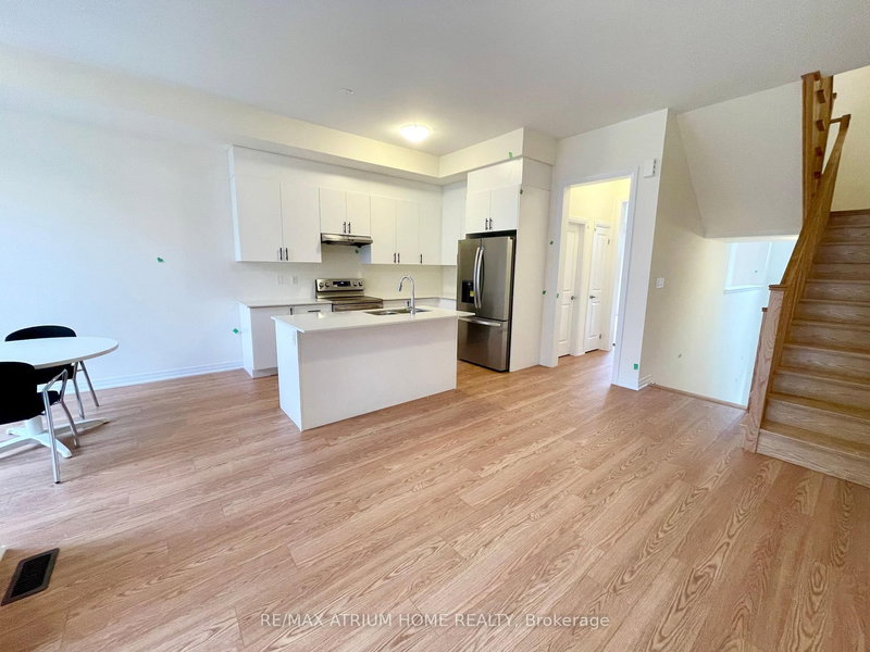 22 Kahshe Lane, Richmond Hill, L4S 0N7 | Image 3