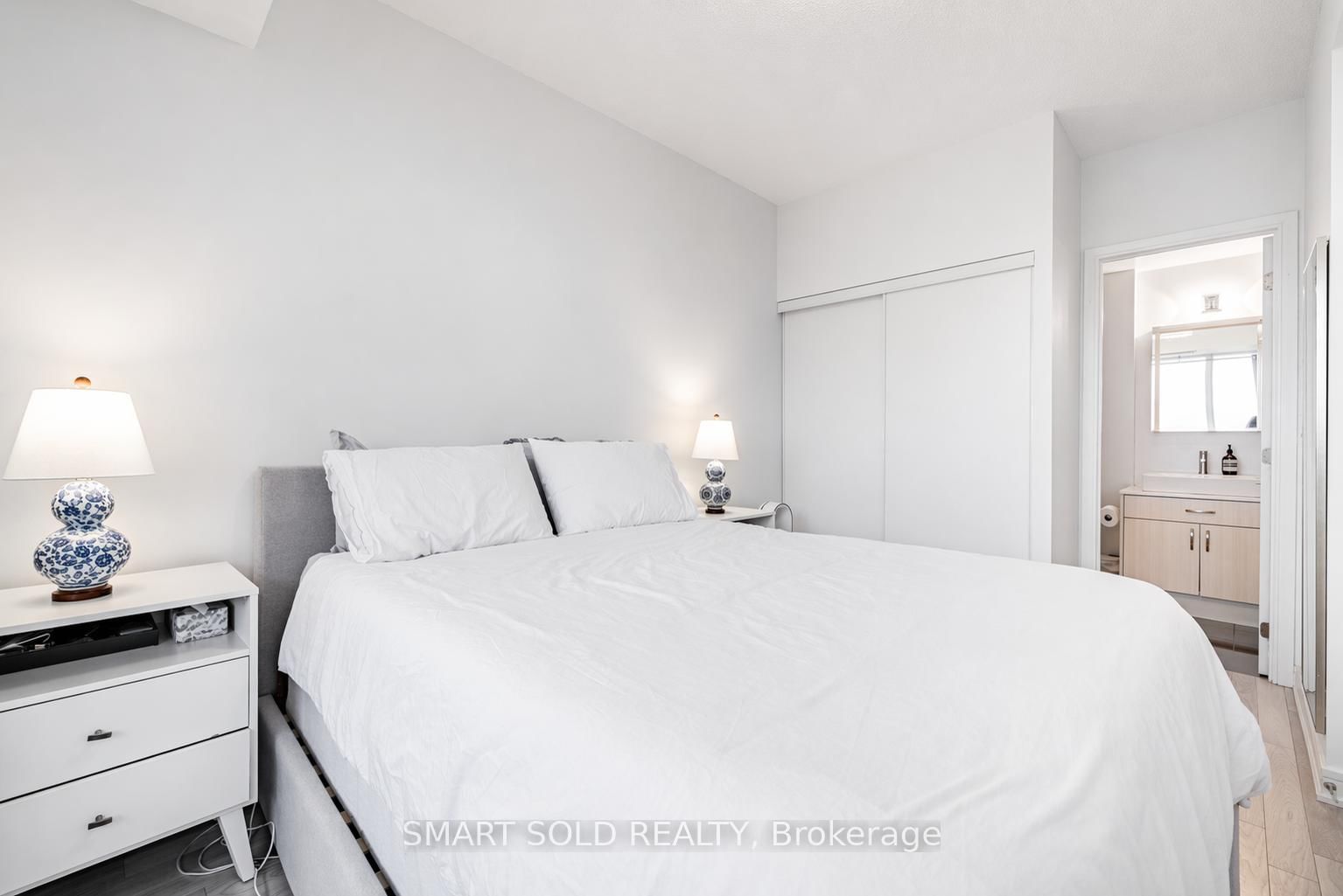 9199 Yonge Street, Unit SE403 - Photo 10