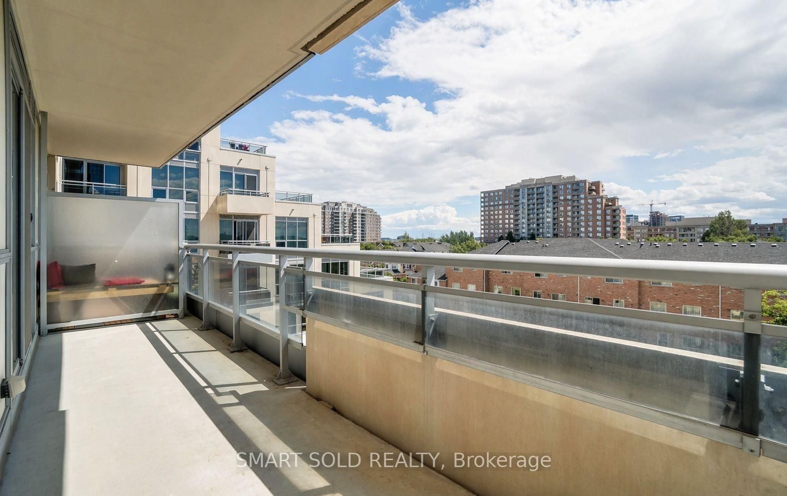 9199 Yonge Street, Unit SE403 - Photo 14