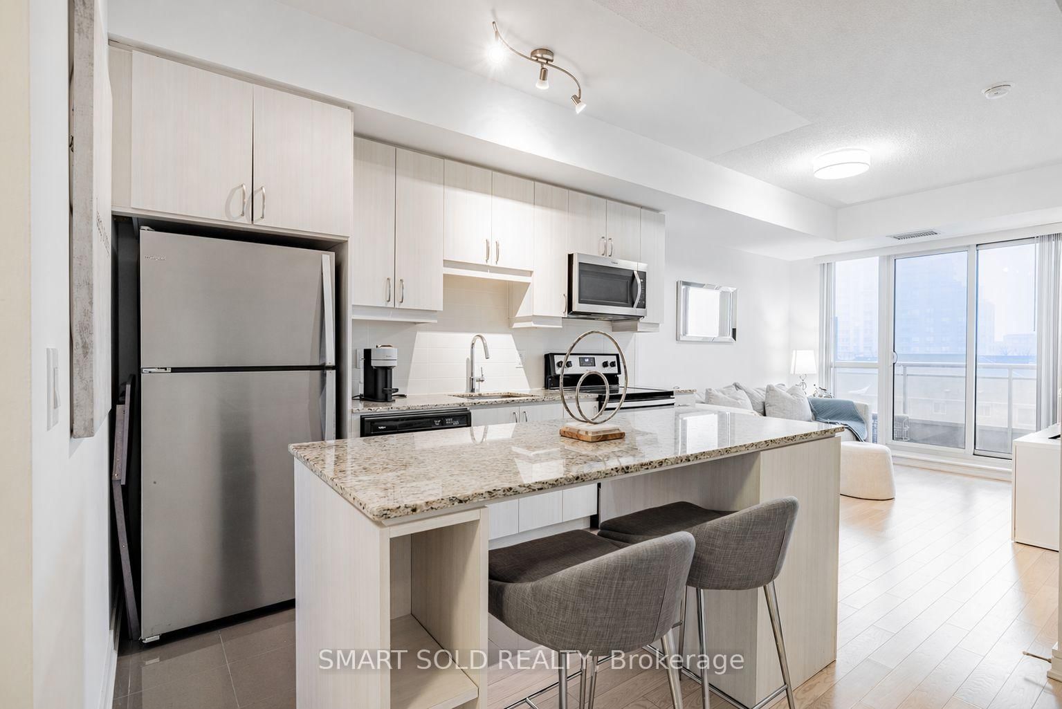 9199 Yonge Street, Unit SE403 - Photo 7