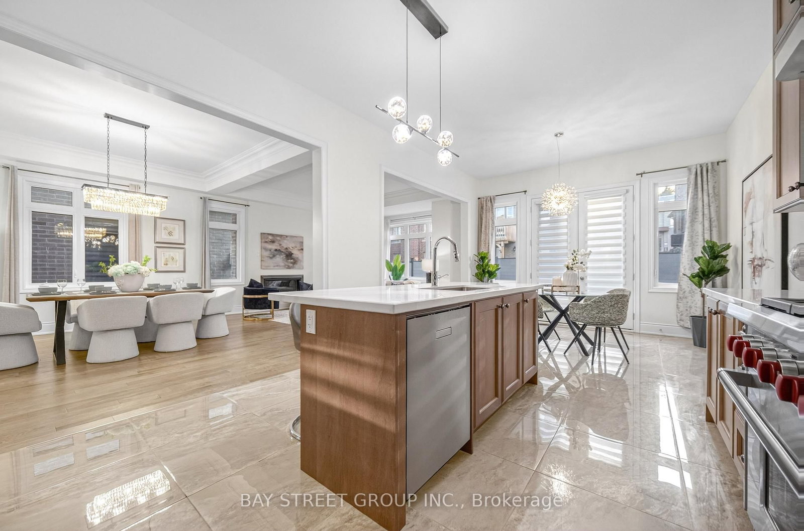 Detached House for sale at 40 Meteorite Street, Richmond Hill, Ontario, L4C 4L9 - Observatory - MLS: N13023354