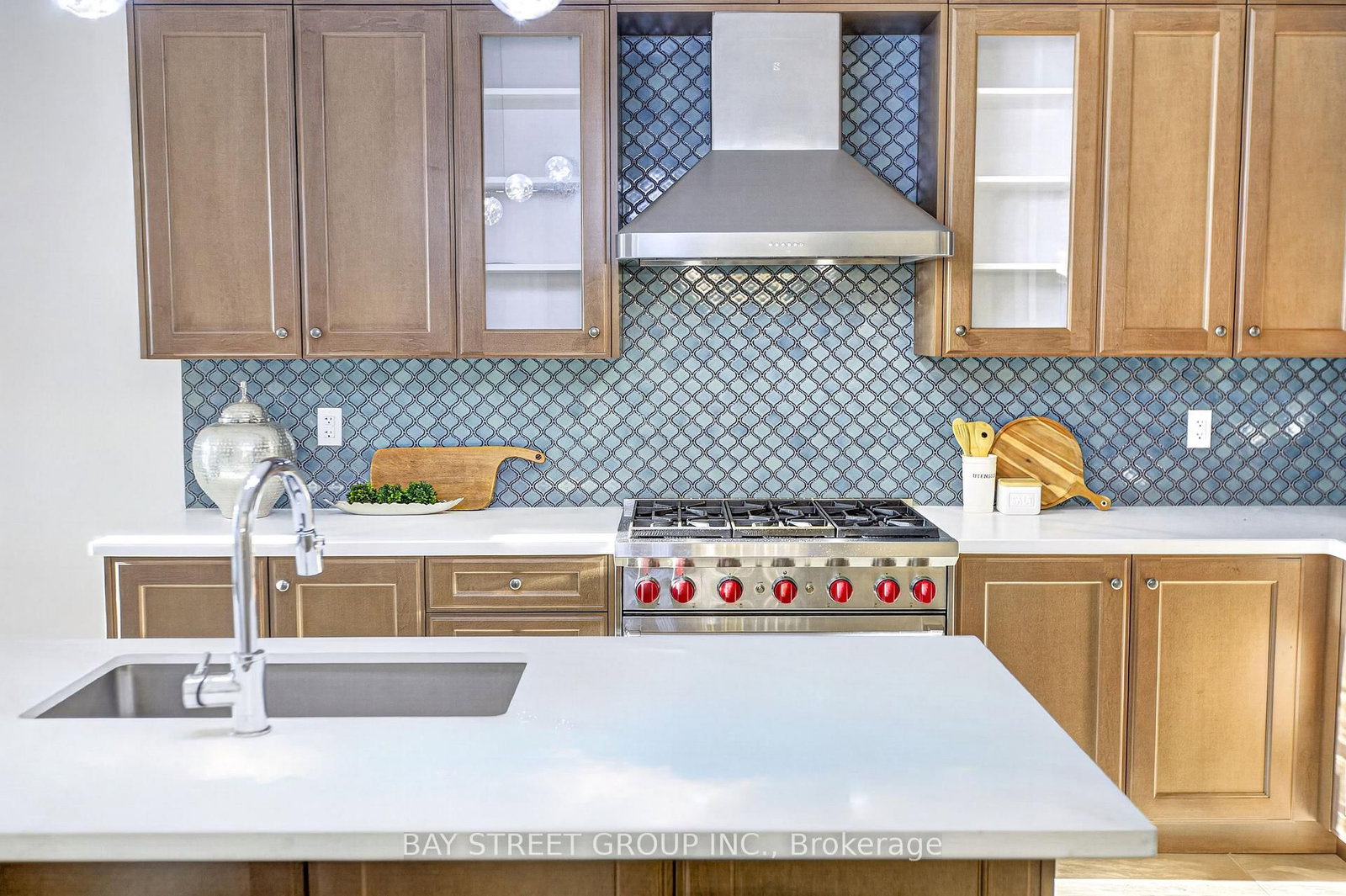 Detached House for sale at 40 Meteorite Street, Richmond Hill, Ontario, L4C 4L9 - Observatory - MLS: N13023354