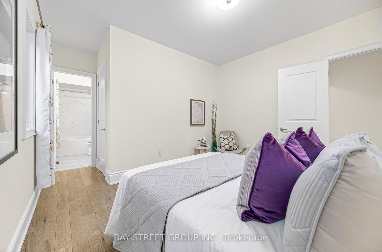 Detached House for sale at 40 Meteorite Street, Richmond Hill, Ontario, L4C 4L9 - Observatory - MLS: N13023354