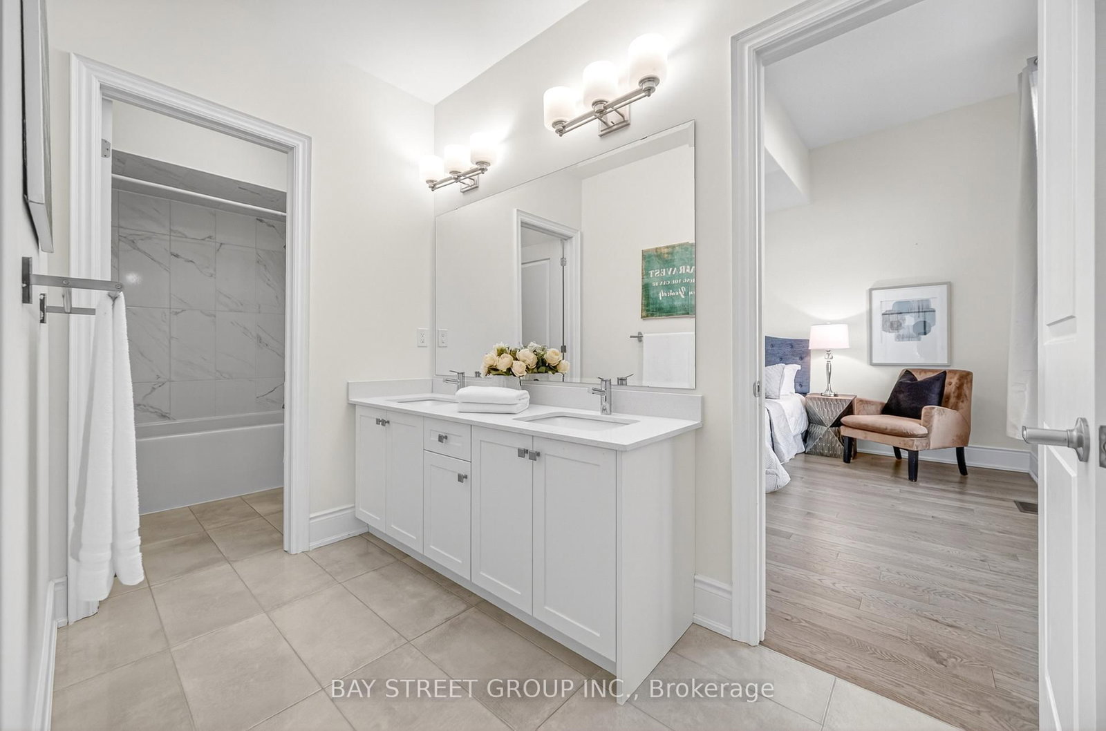 Detached House for sale at 40 Meteorite Street, Richmond Hill, Ontario, L4C 4L9 - Observatory - MLS: N13023354