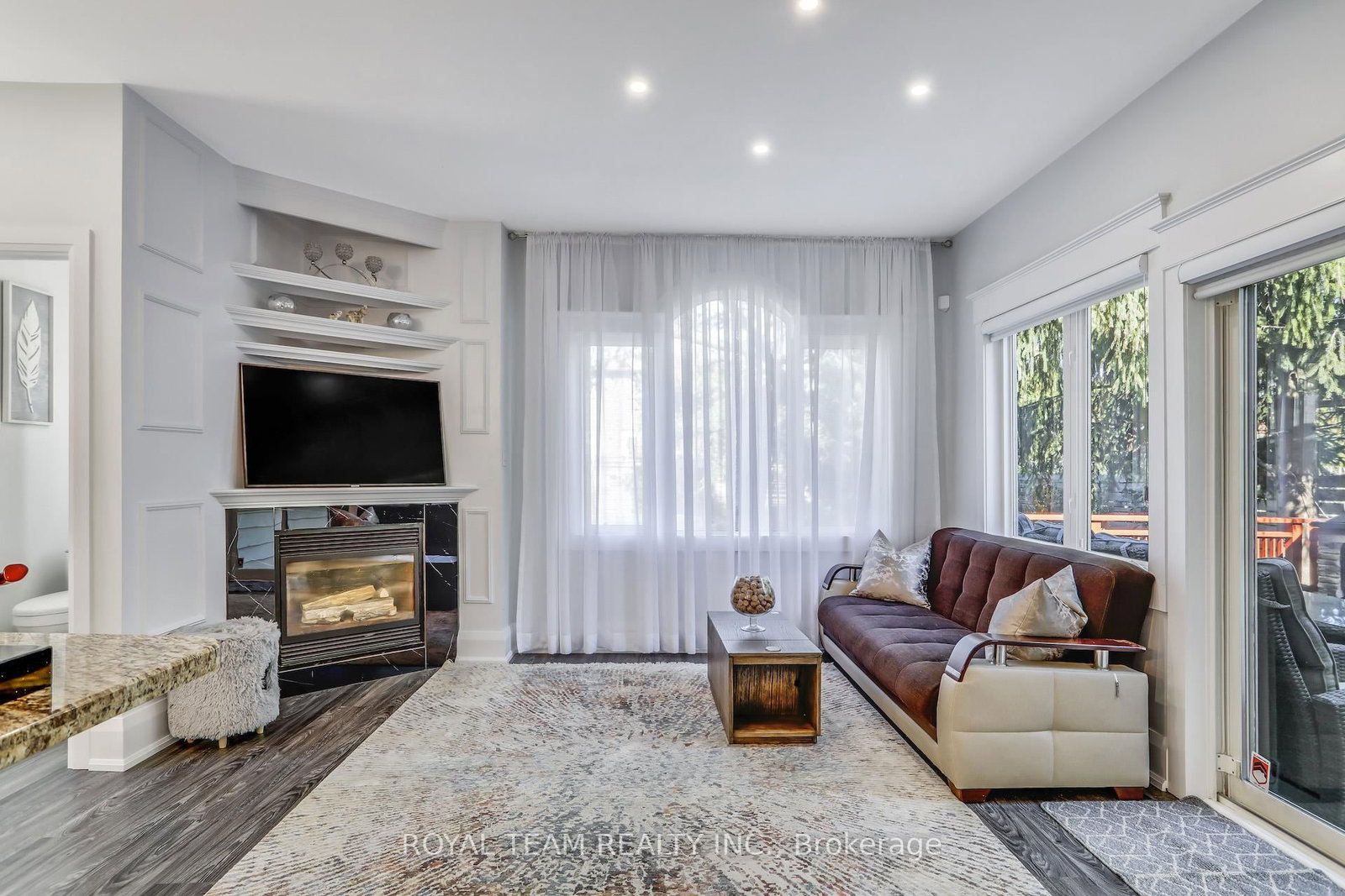 97 Centre Street E - Photo 13