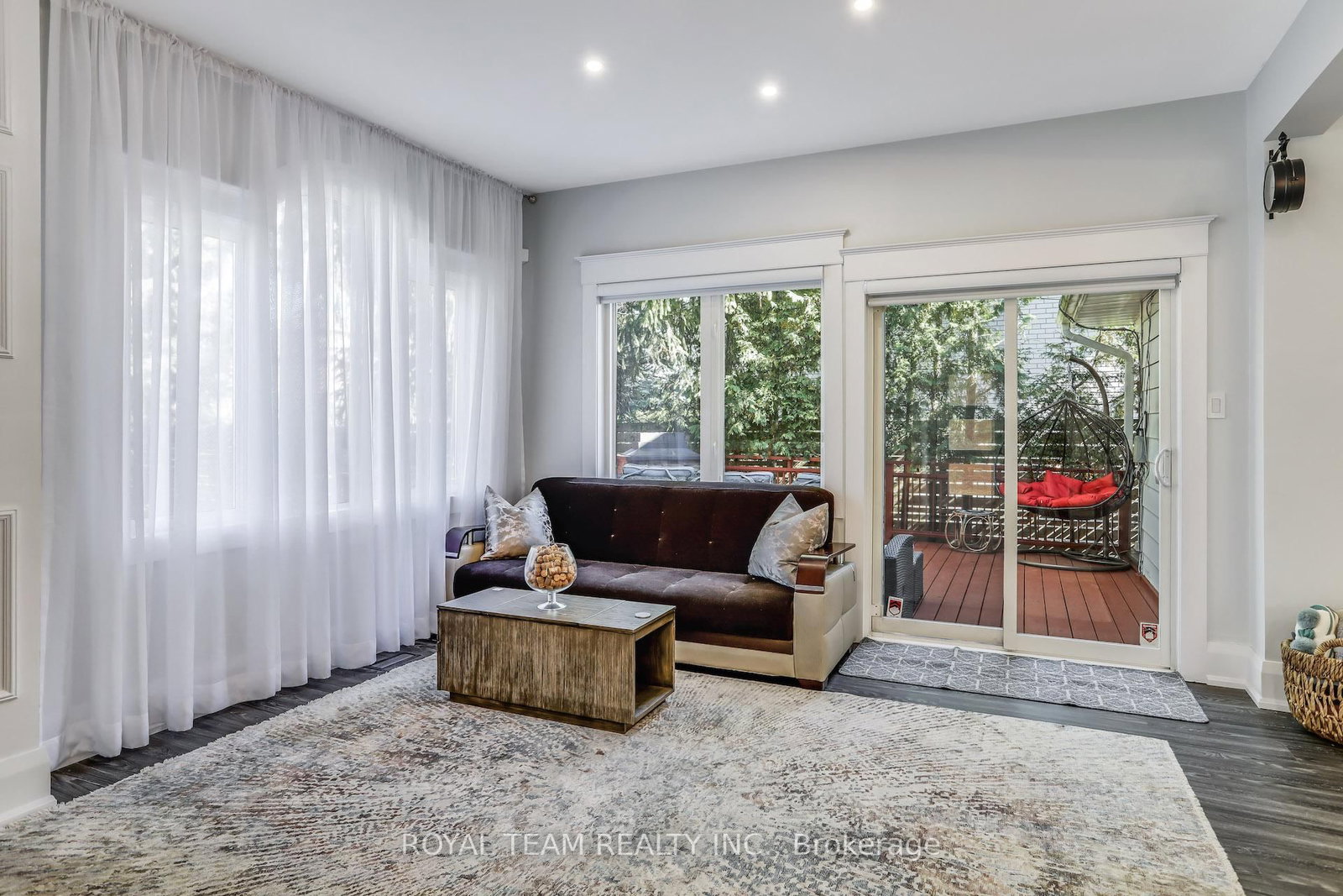 97 Centre Street E - Photo 14