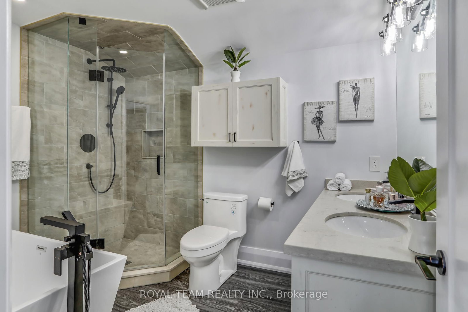 97 Centre Street E - Photo 22