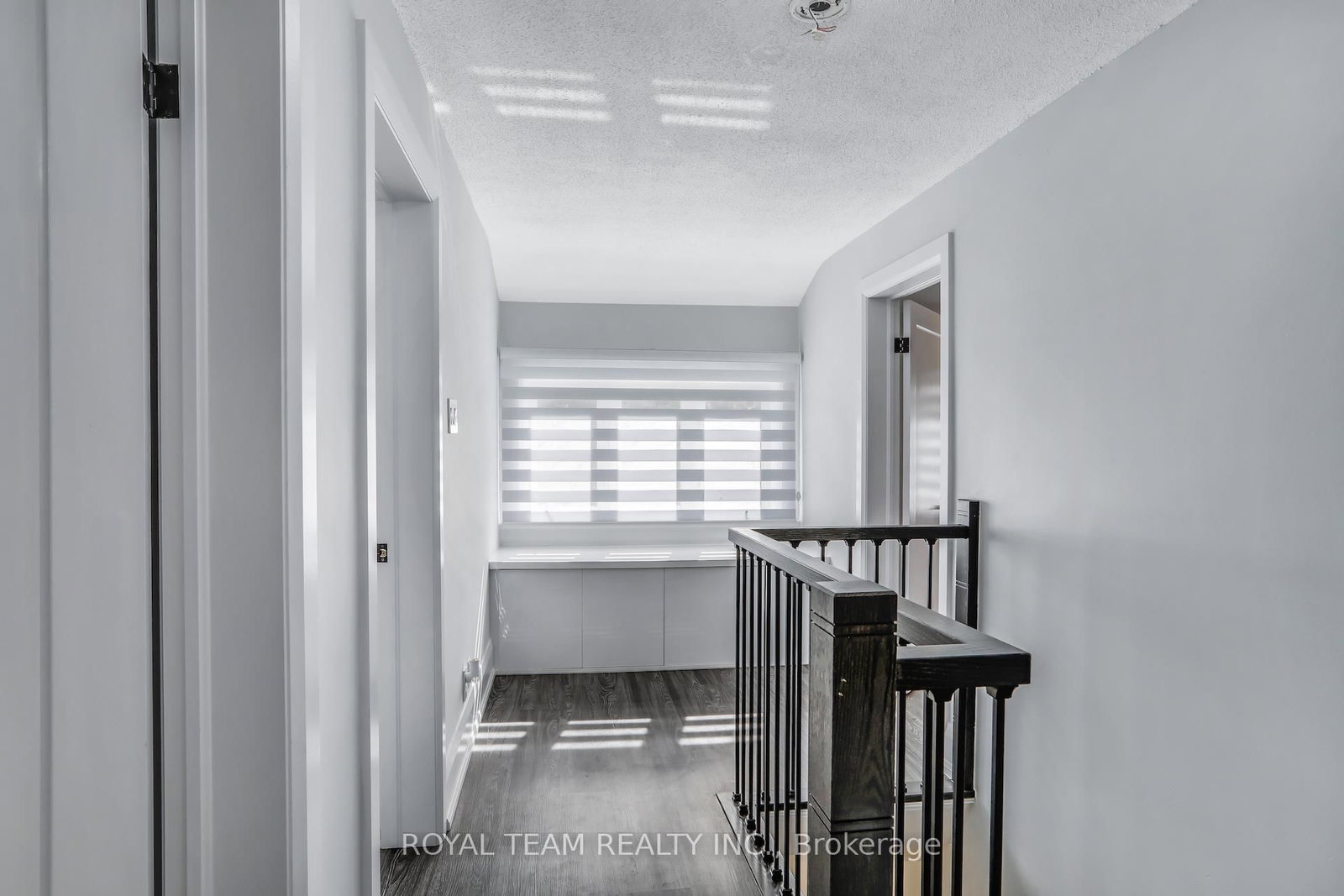 97 Centre Street E - Photo 24