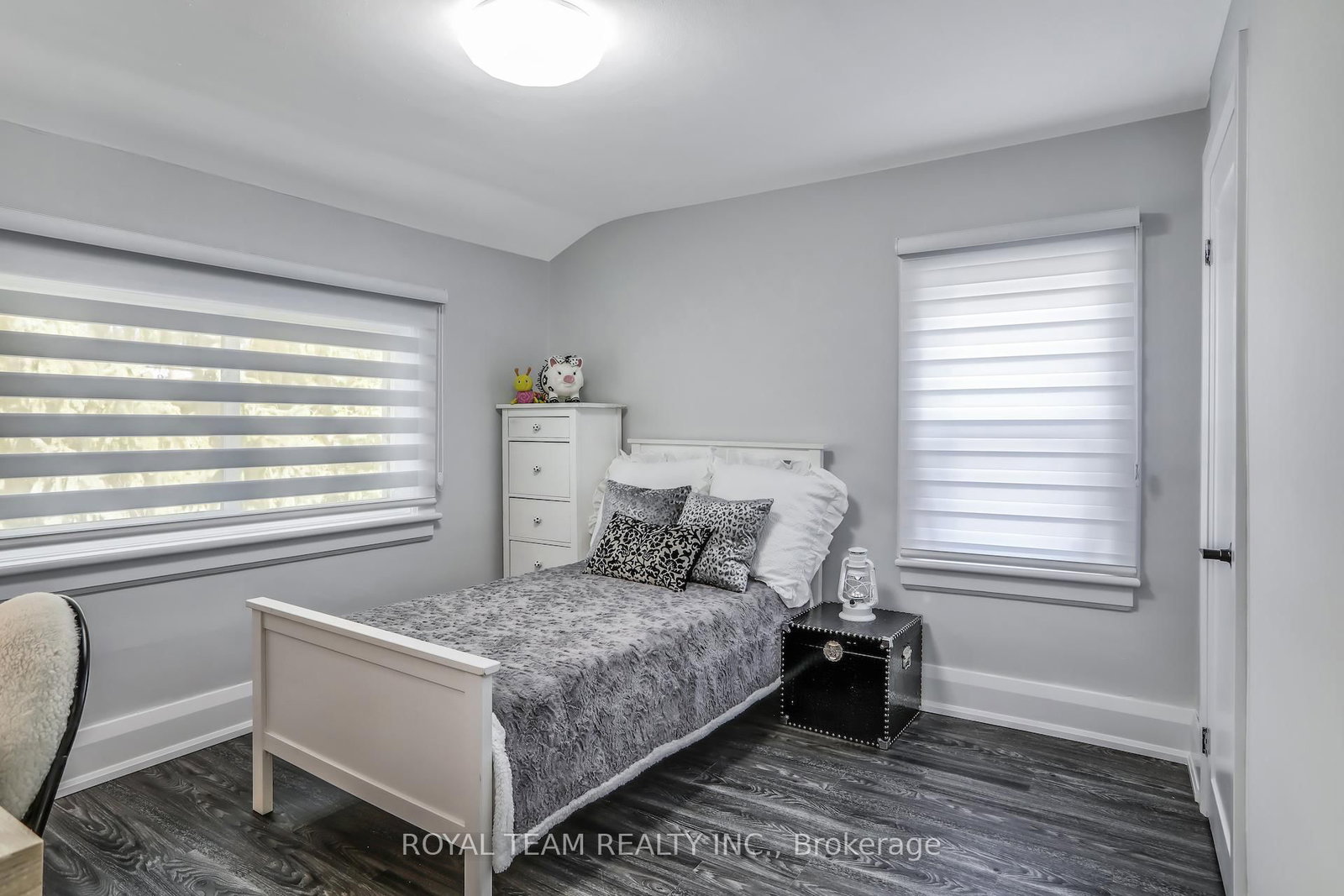 97 Centre Street E - Photo 25