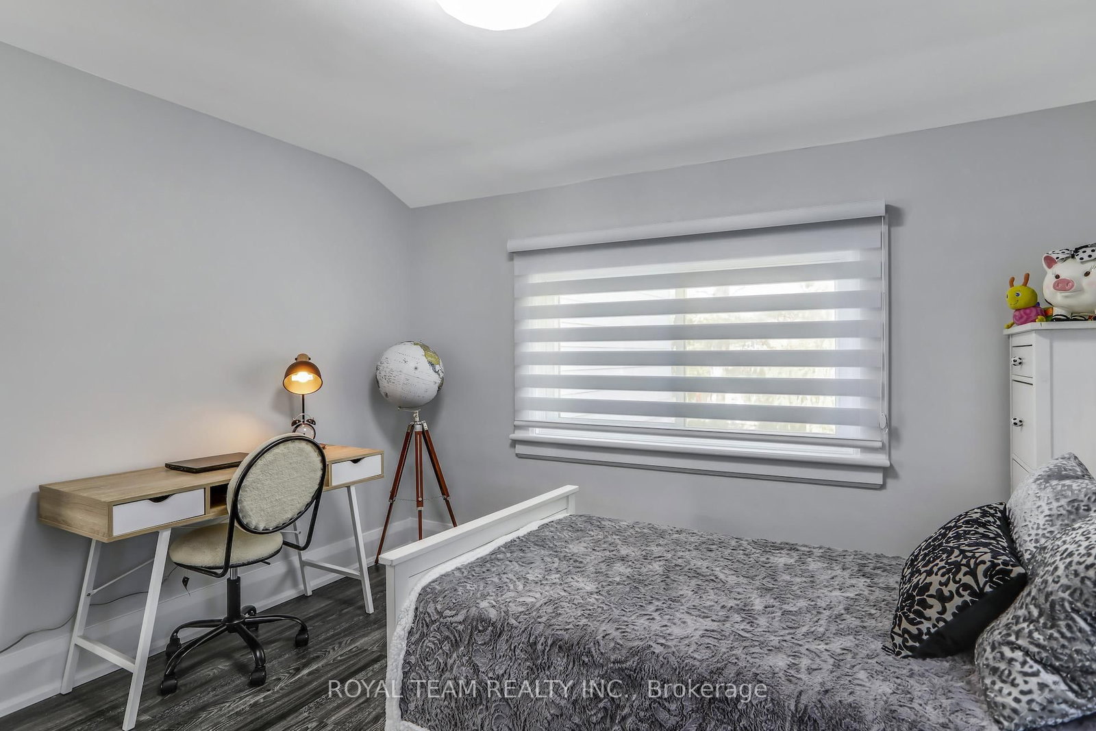 97 Centre Street E - Photo 26