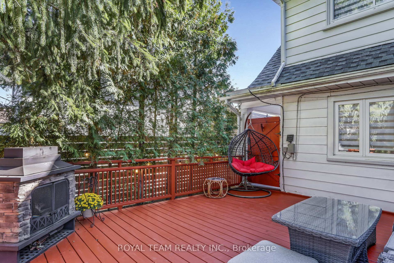 97 Centre Street E - Photo 45