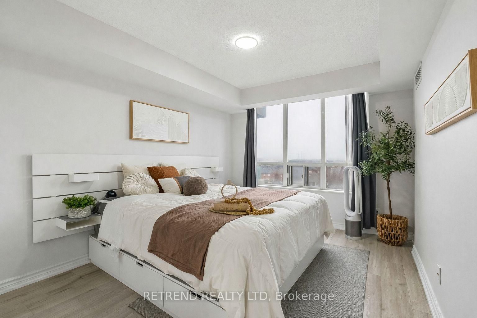 310 Red Maple Road, Unit 602 - Photo 18