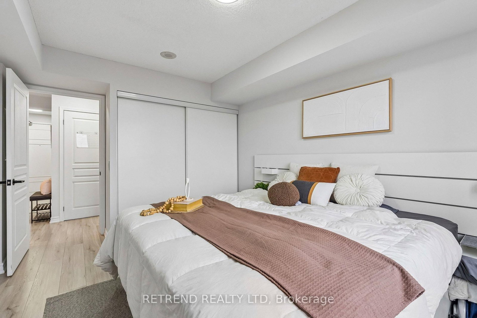 310 Red Maple Road, Unit 602 - Photo 21