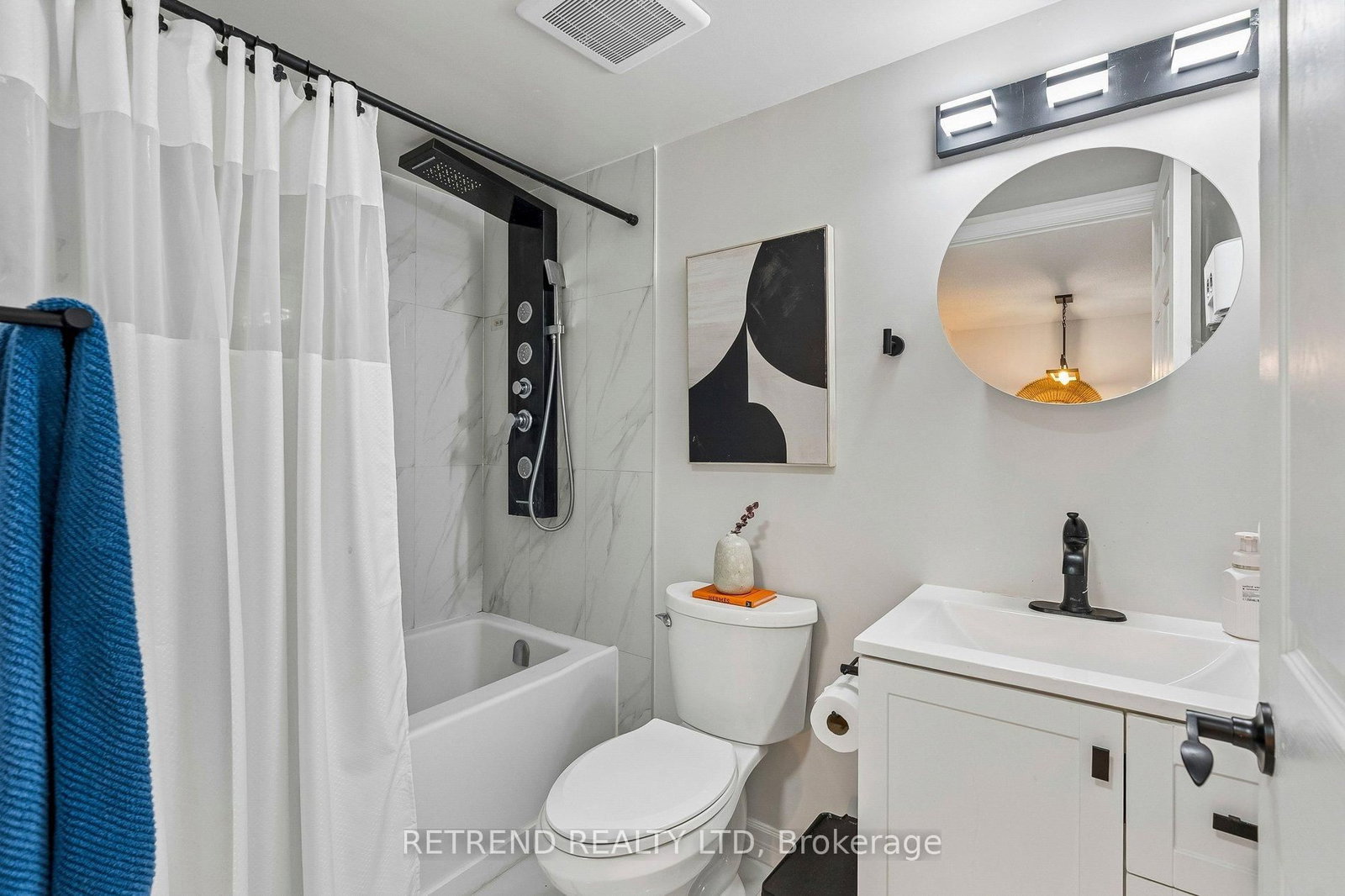 310 Red Maple Road, Unit 602 - Photo 22